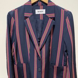 BB Dakota, Navy blazer w/ stripes, Size Large